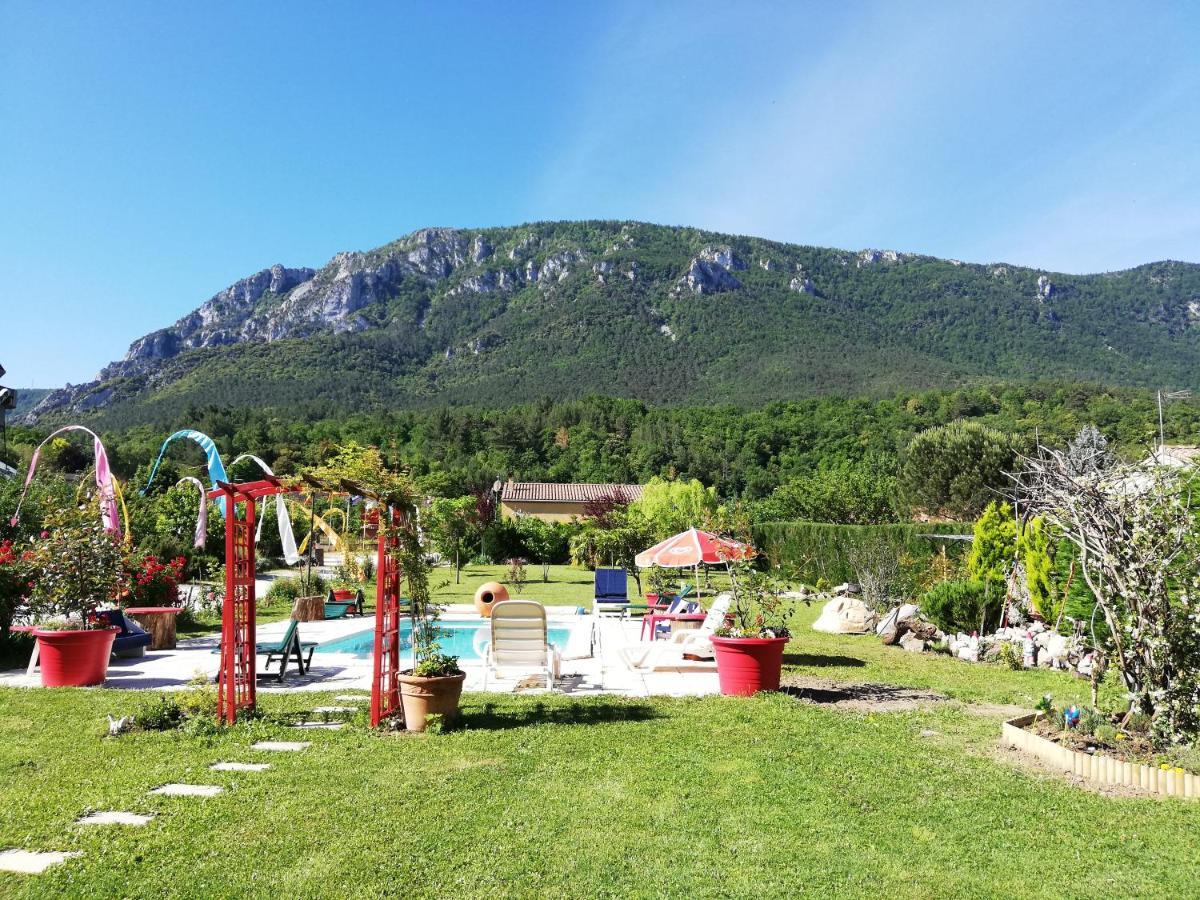 Hotel Restaurant Rose Des Pyrenees Belvianes-et-Cavirac ภายนอก รูปภาพ